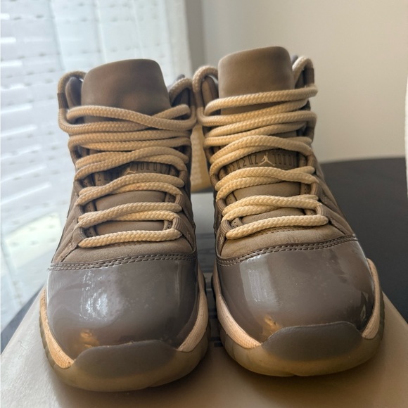 Jordan 11 Retro GS “Cool Grey” (2021) Size Y3.5 - Picture 6 of 10